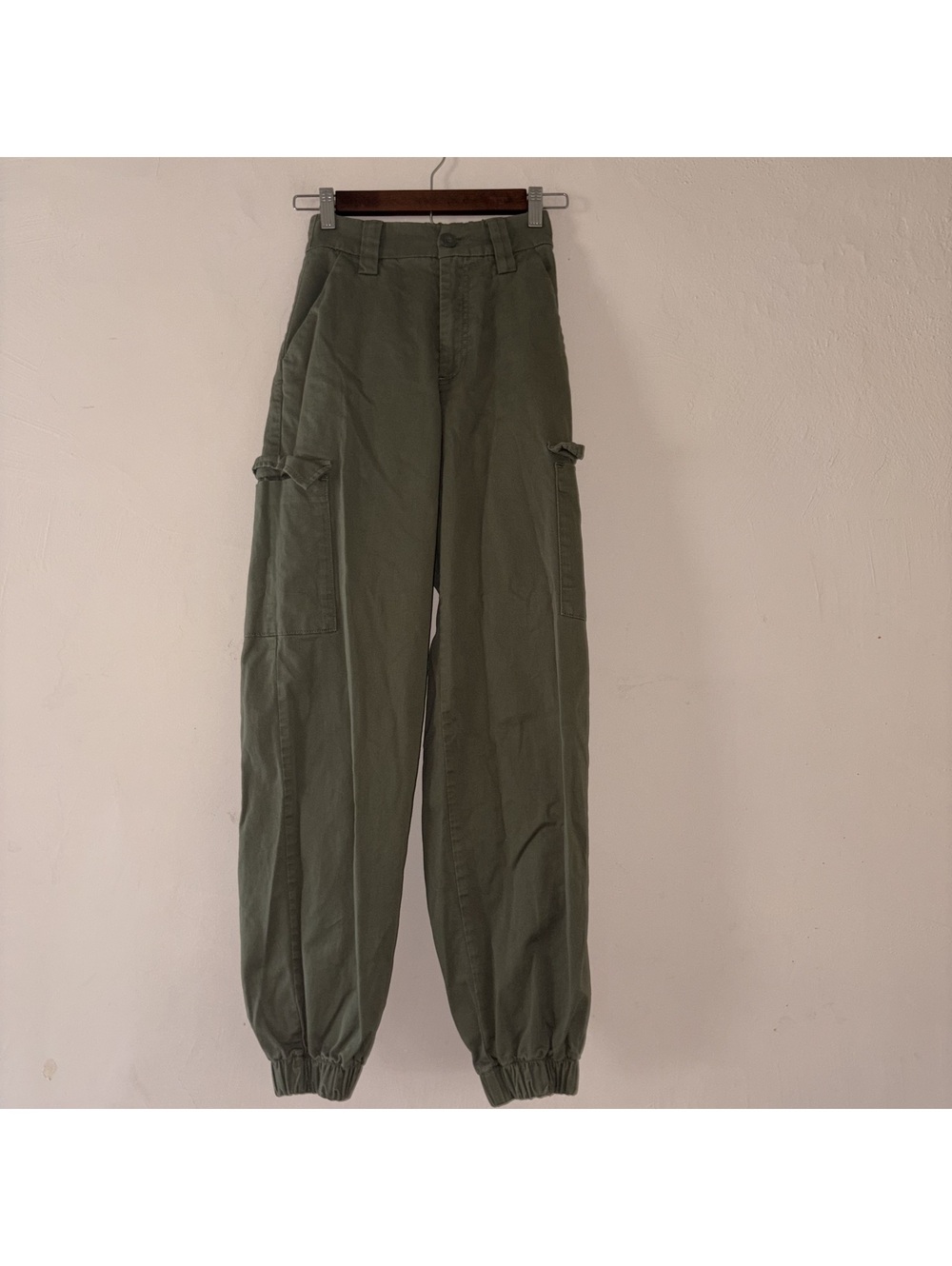 BDG Urban Outfitters Utility Cargo Joggers - Size XS